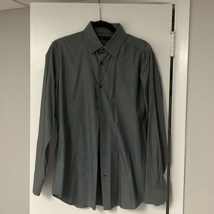 Dress shirt never been worn - excellent condition- Men’s